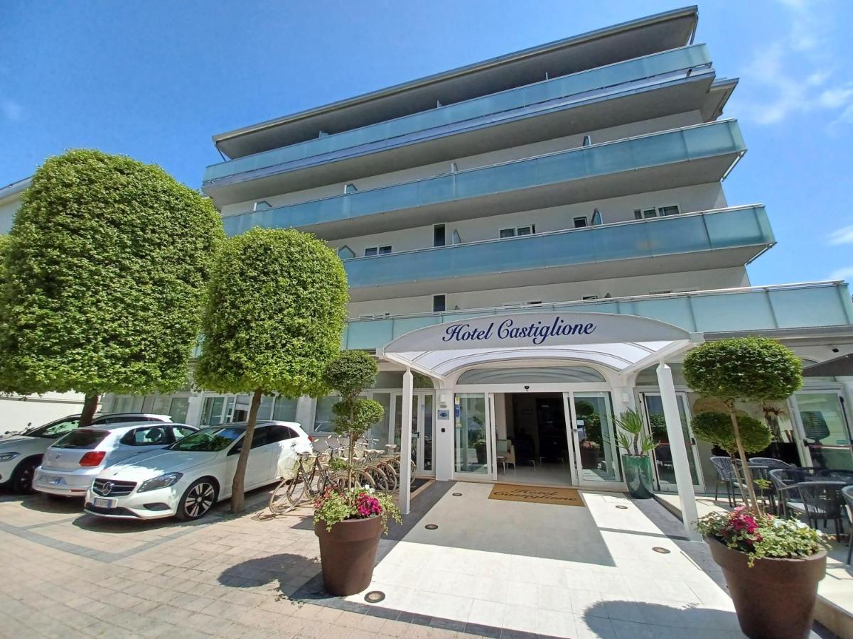 Hotel Castiglione Lignano Sabbiadoro Dış mekan fotoğraf