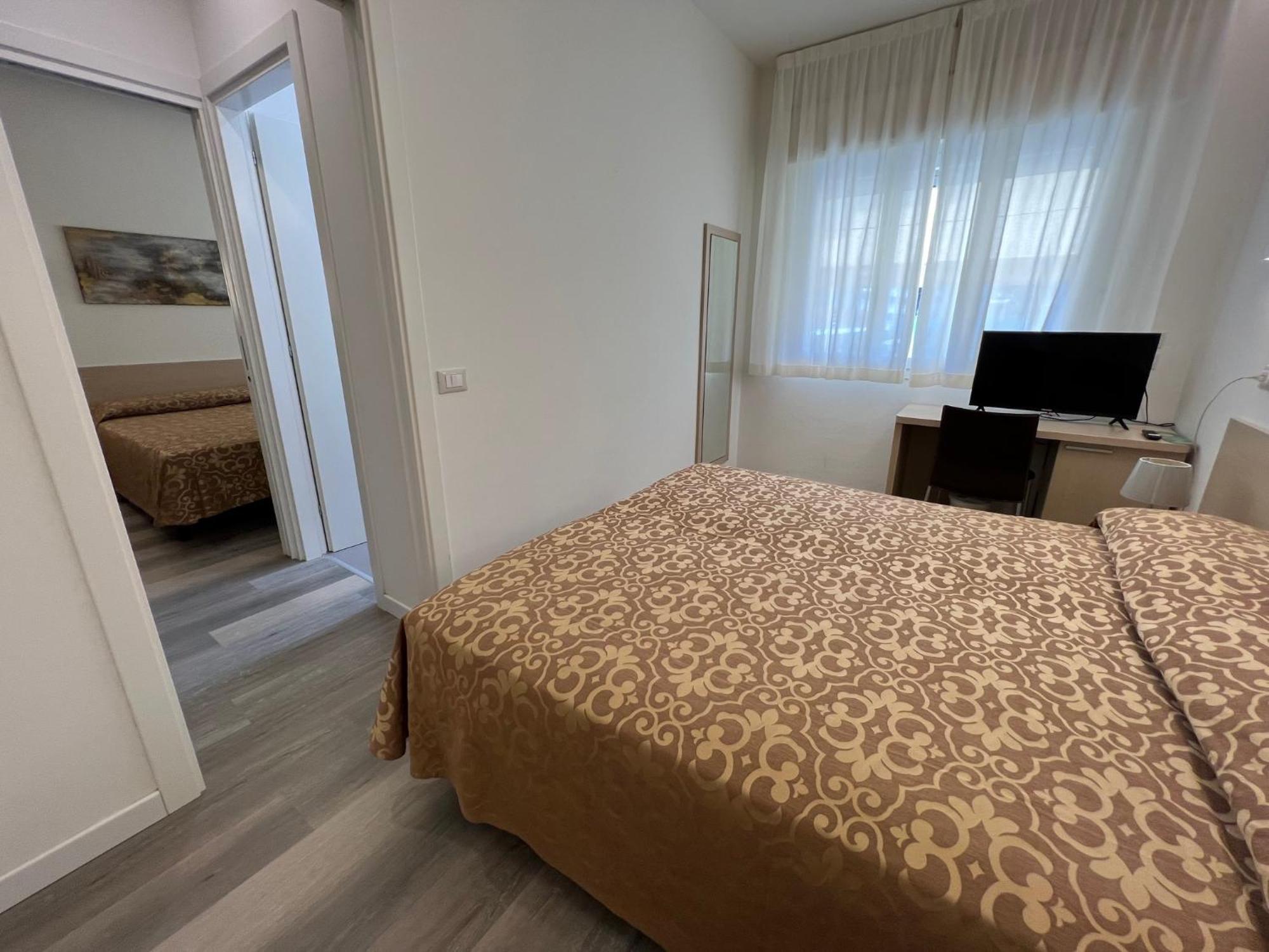 Hotel Castiglione Lignano Sabbiadoro Dış mekan fotoğraf