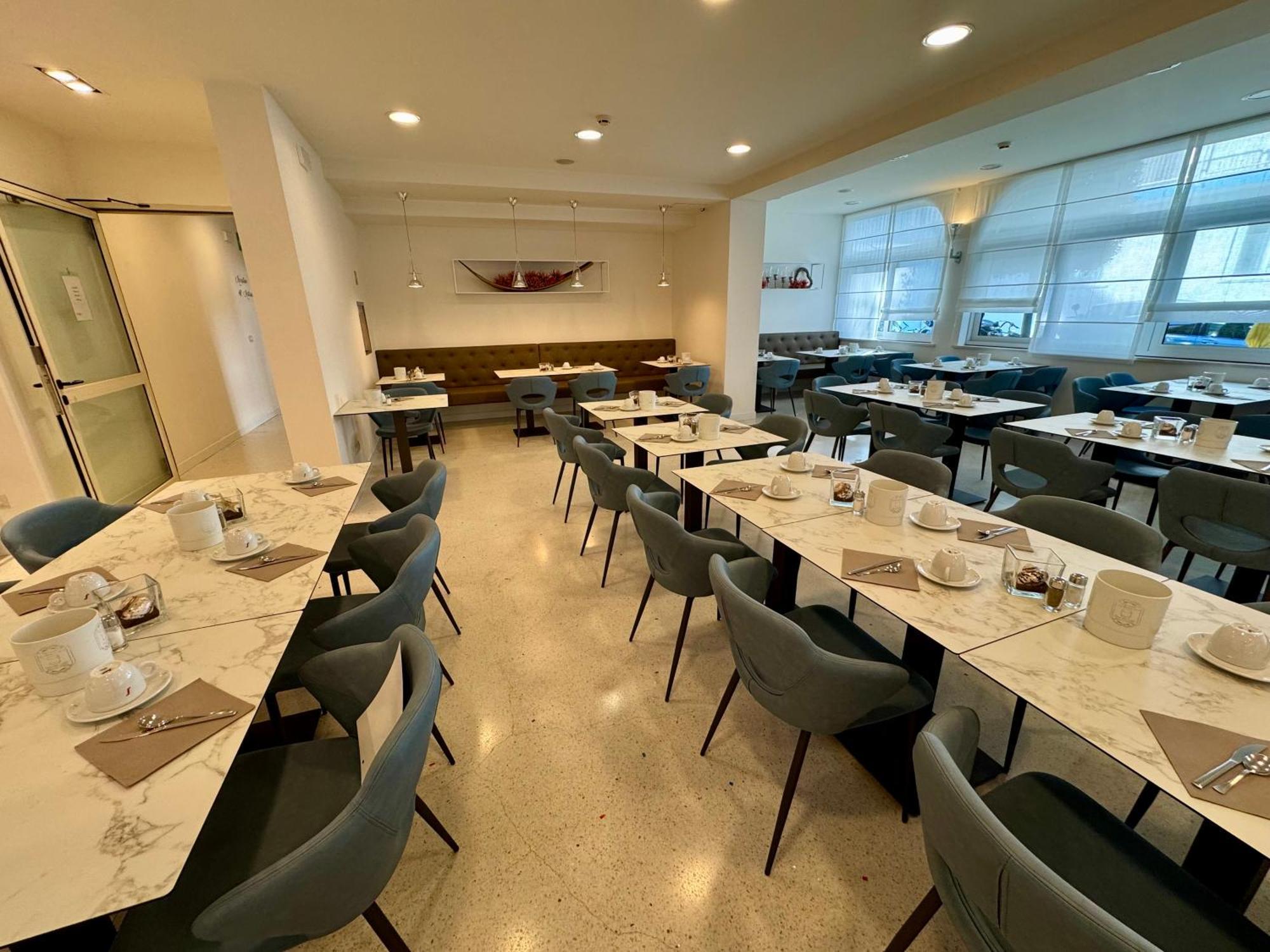 Hotel Castiglione Lignano Sabbiadoro Dış mekan fotoğraf