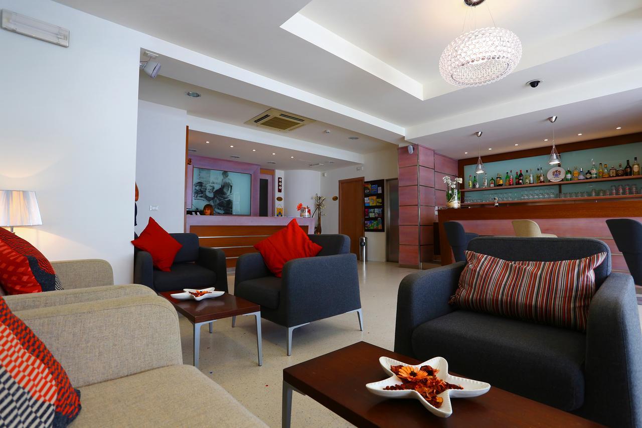 Hotel Castiglione Lignano Sabbiadoro Dış mekan fotoğraf