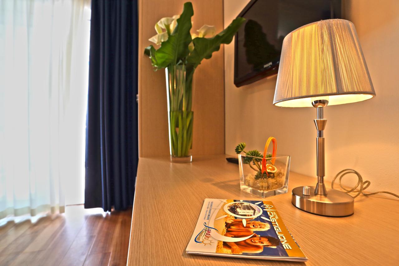 Hotel Castiglione Lignano Sabbiadoro Dış mekan fotoğraf